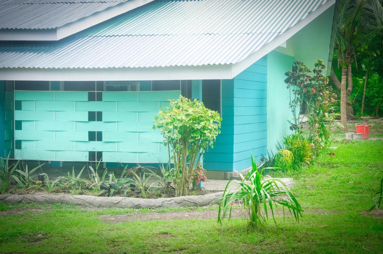House Of Tamse Laagans ' Inn Badian Exterior photo