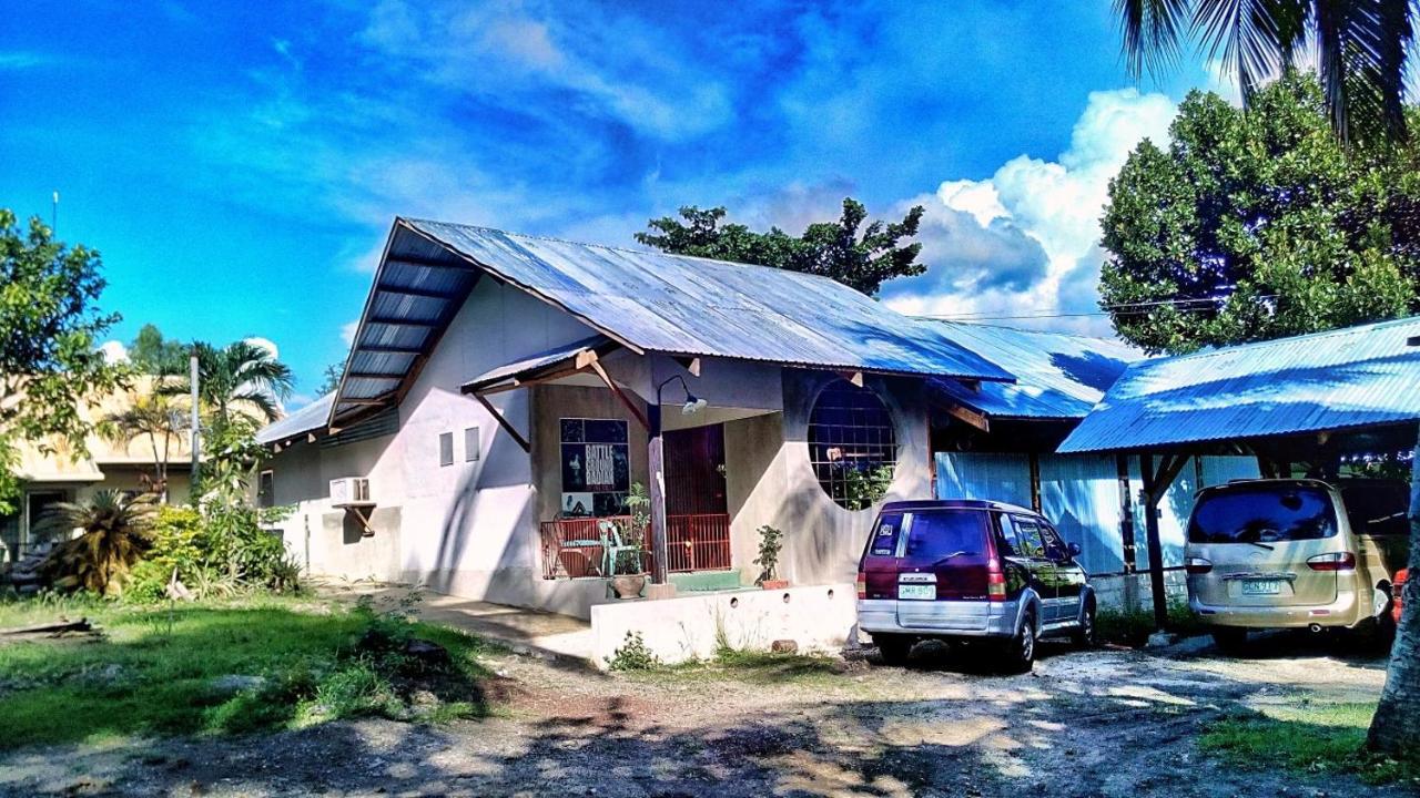 House Of Tamse Laagans ' Inn Badian Exterior photo
